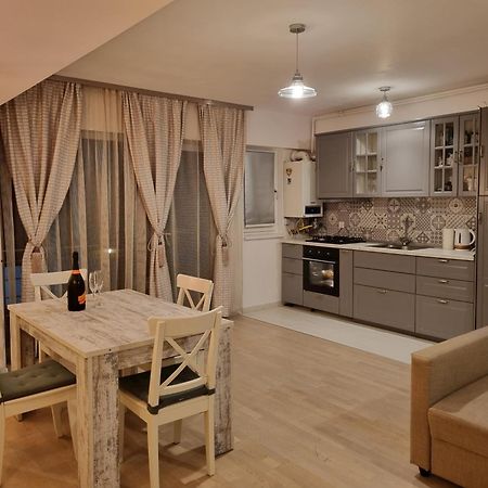 Park Residence 5, 2 Bedroom Apartment ブカレスト エクステリア 写真